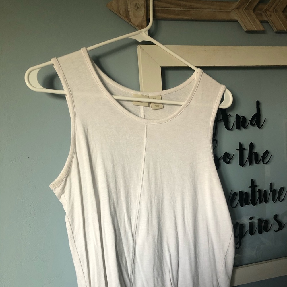 Simple, white, thick strap, tank top